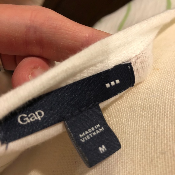 Gap 3/4 sleeve white with green stripe top - Picture 3 of 3